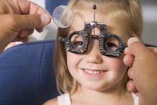 Childrens-Eye-Exams-Opticians-Hackney